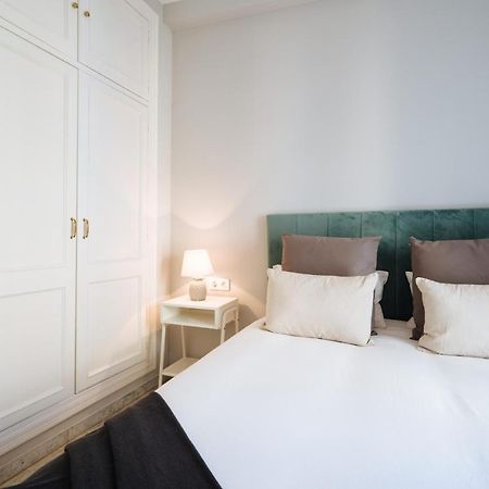 Guadalquivir Terrace Suite Apartments Севилья Экстерьер фото